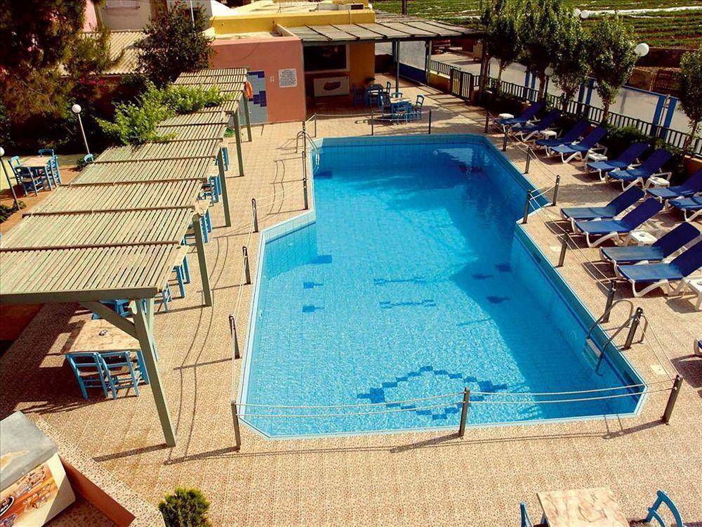 Minos Village Hotel Agia Marina 外观 照片